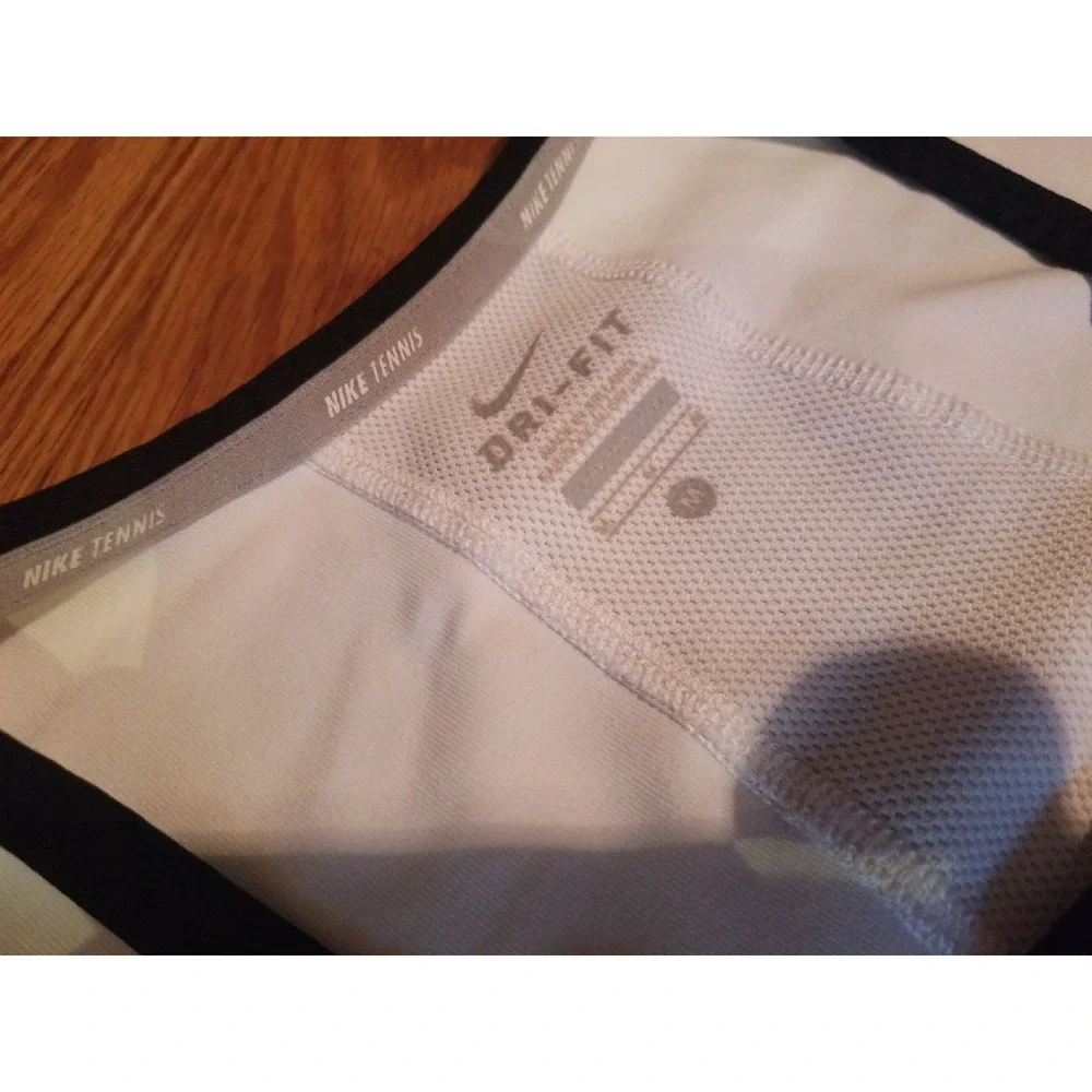 Nike shirts for women‎ dri fit med